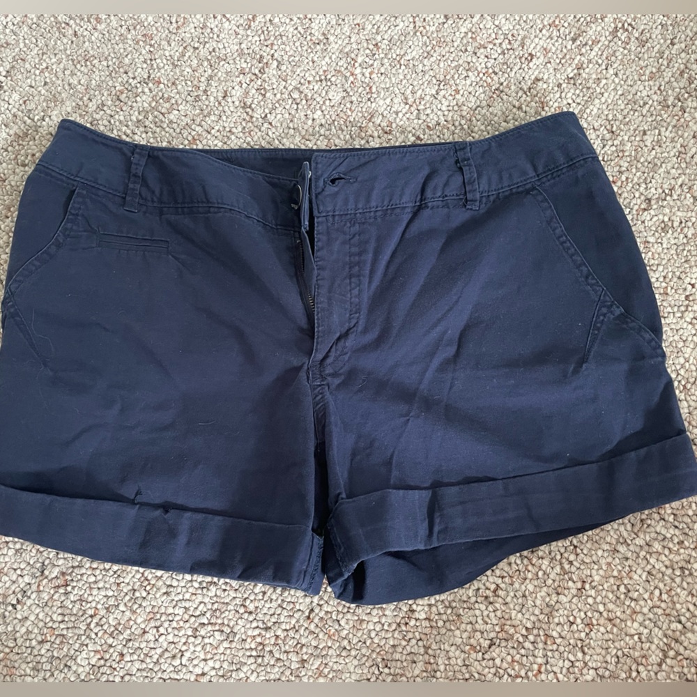 Express Women's Size 6 Navy Blue Shorts
